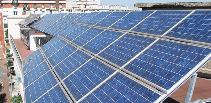 Con lamas móviles sin motores aumentan el 73% de la energía total en paneles solares